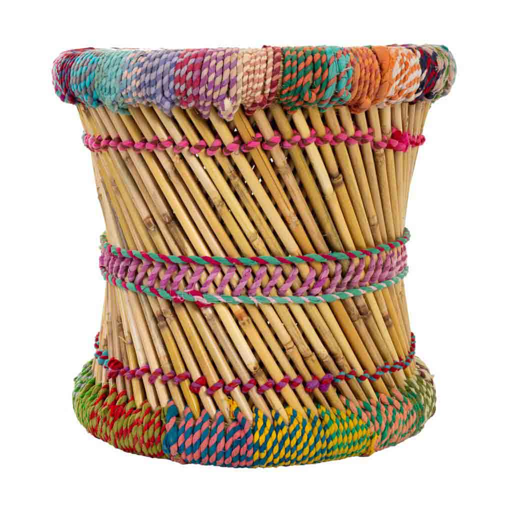 Set de dos taburetes auxiliares de caña y cuerda color