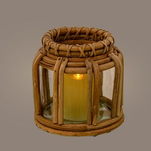 Porta velas cristal y mimbre pequeño