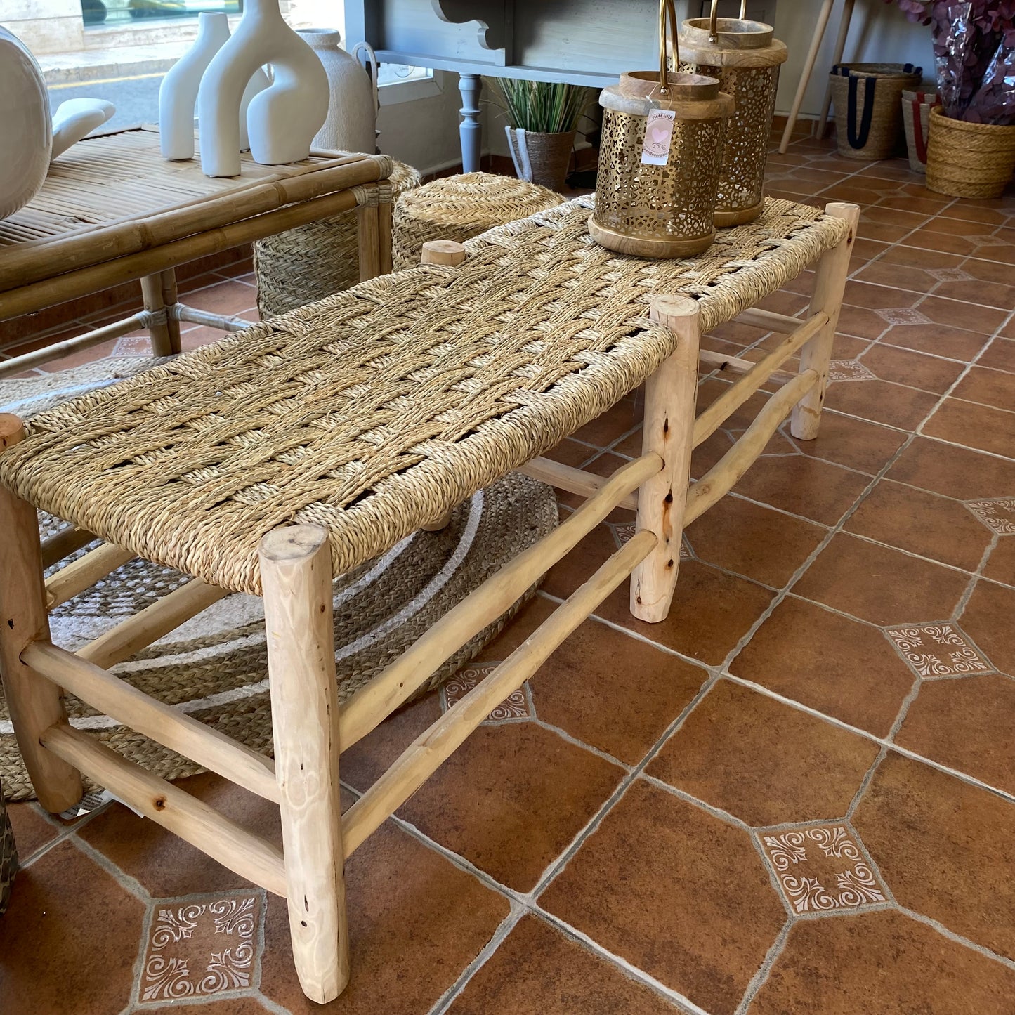 Banco de madera natural y asiento de palmito - grande