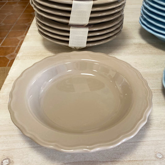 Set de 4 platos hondos de porcelana gris ondas