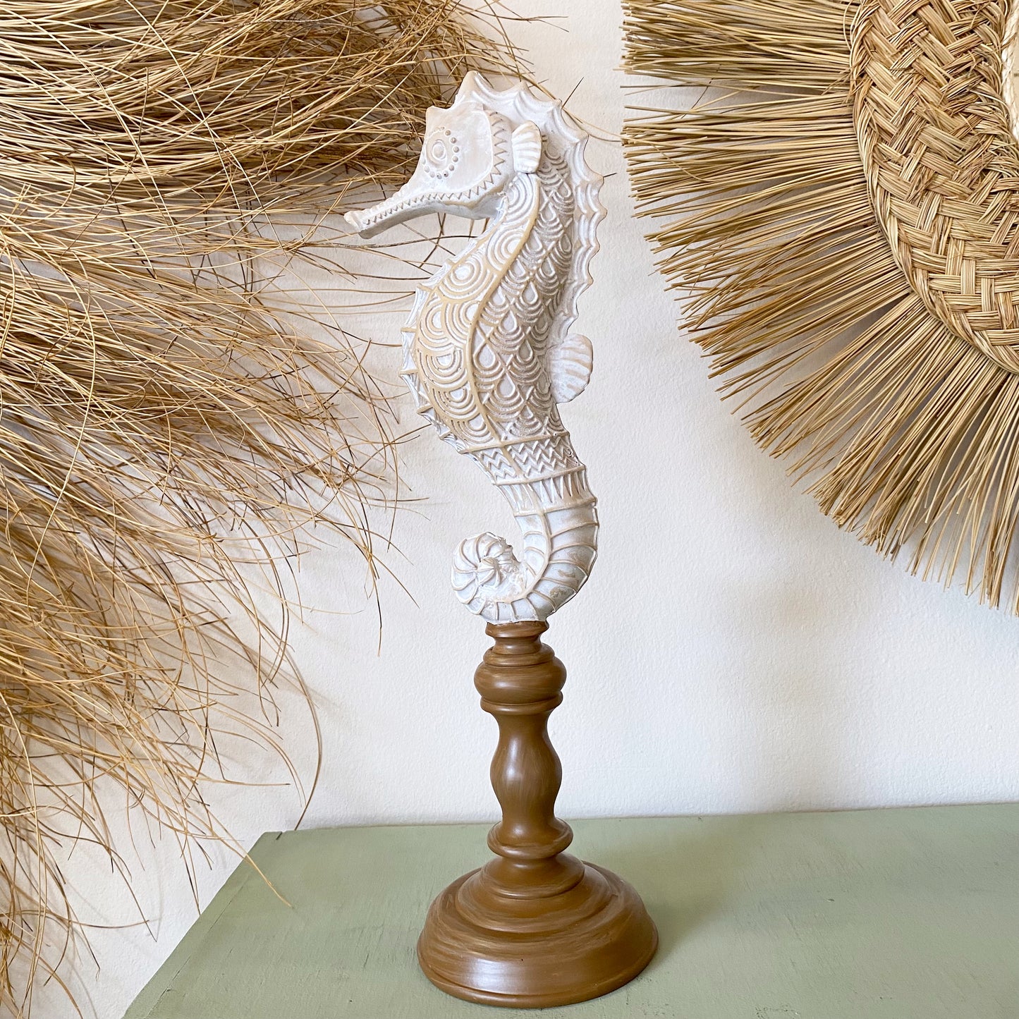Decoración caballito de mar con pedestal